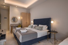 Plaza 1866 Superior City Rooms Chania