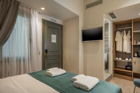 Plaza 1866 Superior City Rooms Chania