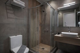 Plaza 1866 Superior City Rooms Chania