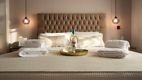 Plaza 1866 Superior City Rooms Chania