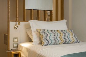 Plaza 1866 Superior City Rooms Chania