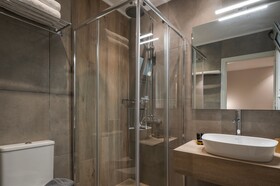 Plaza 1866 Superior City Rooms Chania