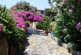 Poledas Apartments