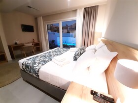 Sarpidon Suites