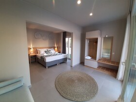 Sarpidon Suites