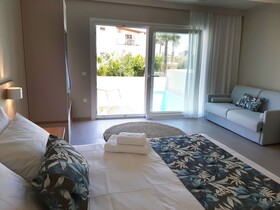 Sarpidon Suites