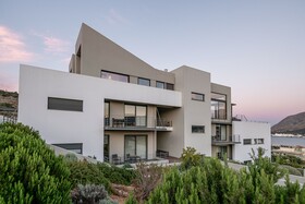 Seametry Luxury Living Apartments