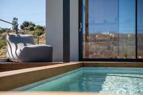 Seametry Luxury Living Apartments