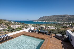 Seametry Luxury Living Apartments