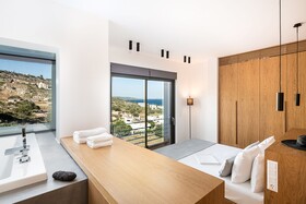 Seametry Luxury Living Apartments