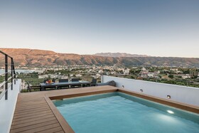 Seametry Luxury Living Apartments