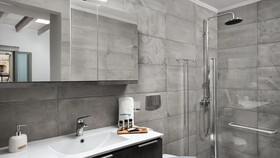 Splantzia Houses Boutique Home
