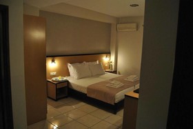 Theofilos Hotel