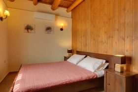 Traditional Ioannis Cottage