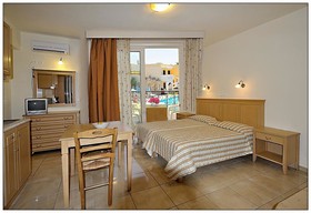 Kastalia Suites & Village Saint Nikolas