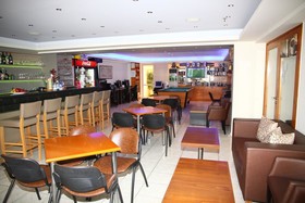 Acropolis Apartments