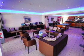 Acropolis Apartments