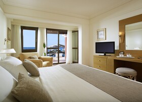 Knossos Royal Hotel
