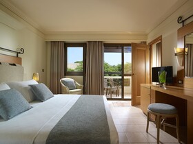 Knossos Royal Hotel