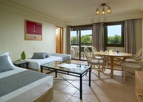 Knossos Royal Hotel