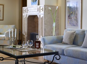 Knossos Royal Villas