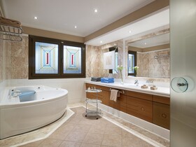 Knossos Royal Villas