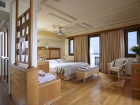 Knossos Royal Villas