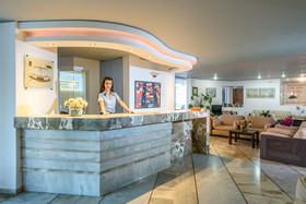 Alia Beach Hotel