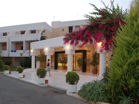 Anissa Beach & Village