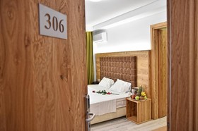 Artemis Hotel Apartments