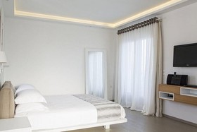 Saradari Beach Hotel