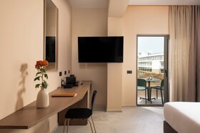 Cosmeen Lifestyle Boutique Stay