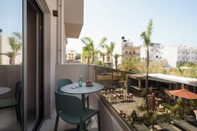 Cosmeen Lifestyle Boutique Stay