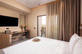 Cosmeen Lifestyle Boutique Stay