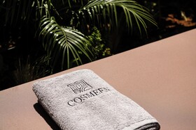 Cosmeen Lifestyle Boutique Stay