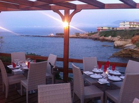 Elmi Suites Beach Hotel