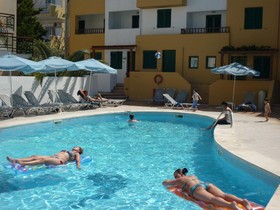 Elmi Suites Beach Hotel