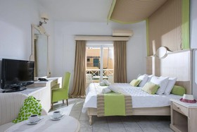 Elmi Suites Beach Hotel