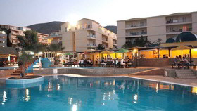Eri Beach & Village
