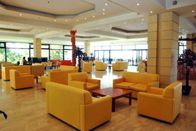 Eri Beach & Village