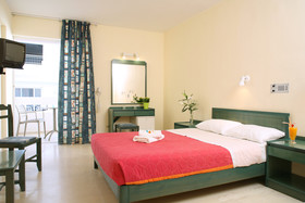Evelyn Beach Hotel