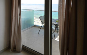 Golden Beach Hotel