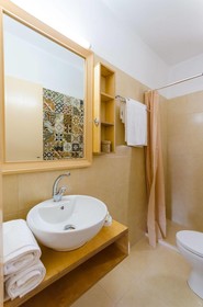 Happiness Apartments