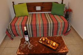 Haris Apartments