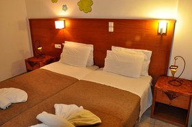 Haris Apartments