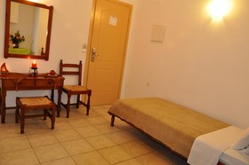 Haris Apartments