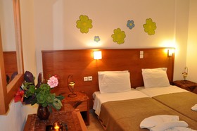 Haris Apartments