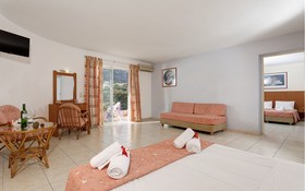 Agrabella Hotel