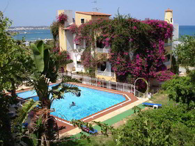 ILIOSTASI BEACH Apartments