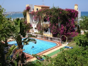 ILIOSTASI BEACH Apartments